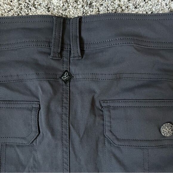 Prana Mid Rise Relaxed 11” Shorts NEW Size 8 Gray Stretchy - Picture 7 of 8
